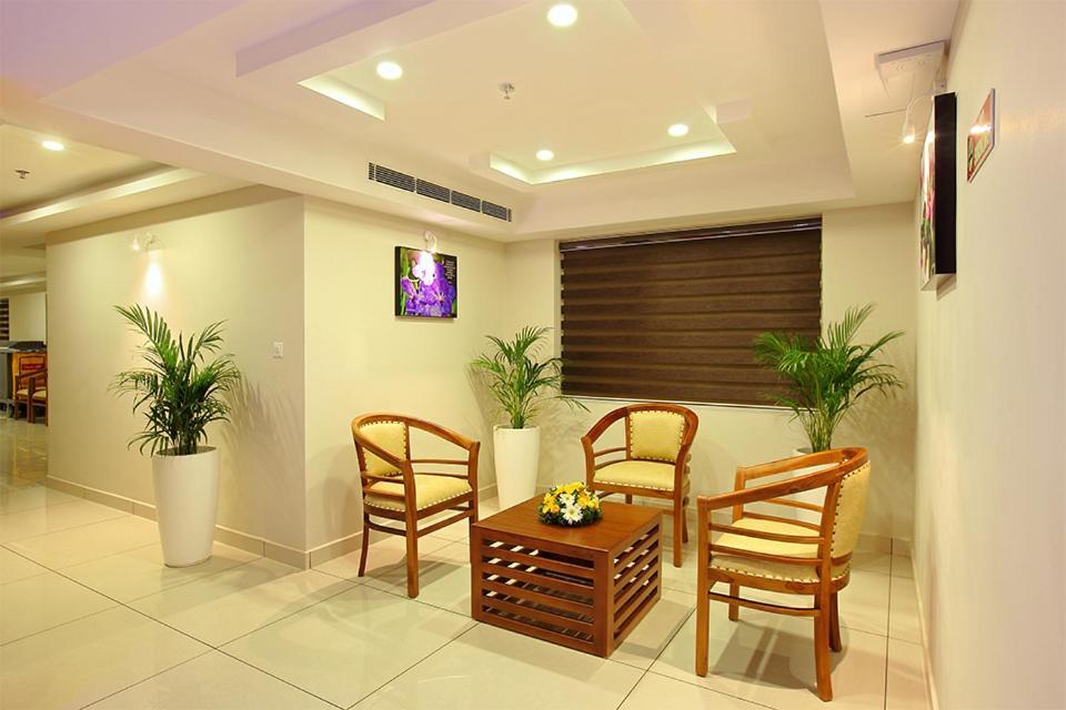 Отель Lumbini Supreme Thrissur Экстерьер фото