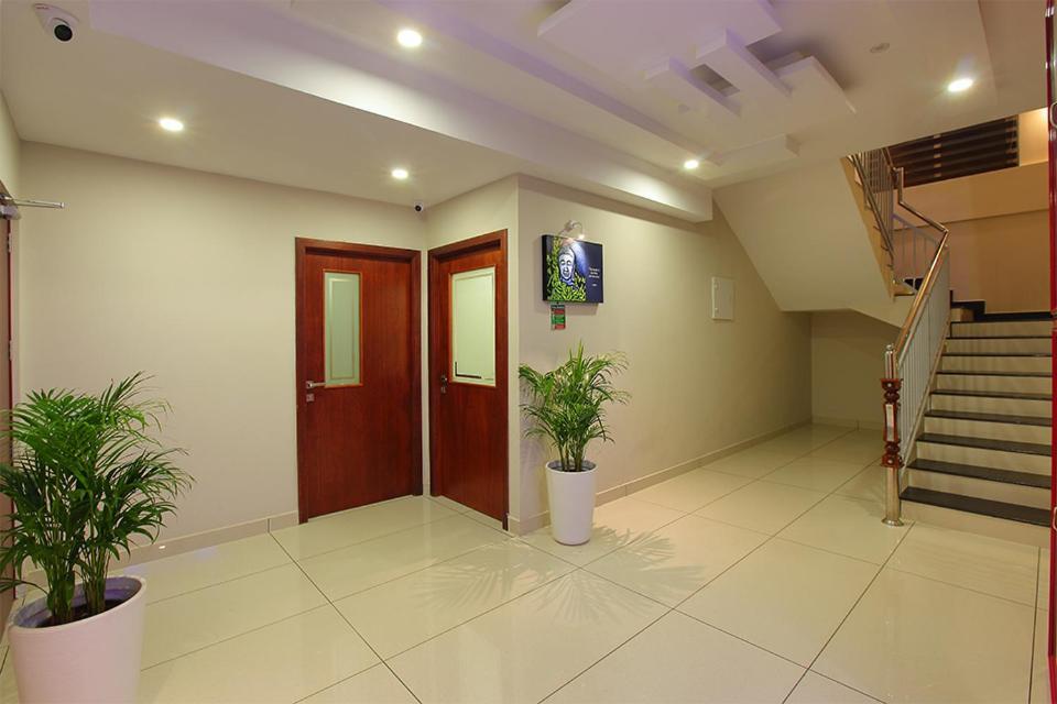 Отель Lumbini Supreme Thrissur Экстерьер фото