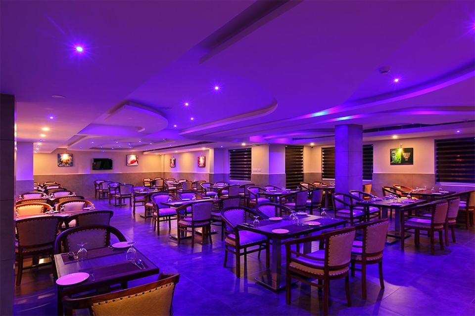 Отель Lumbini Supreme Thrissur Экстерьер фото